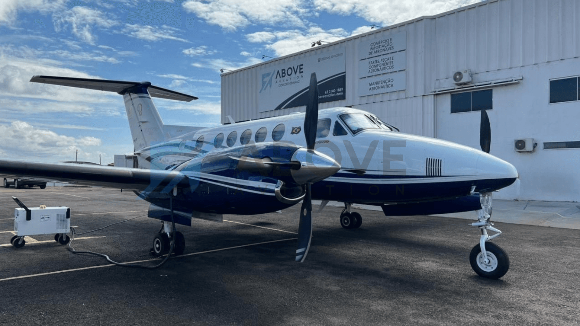 KING AIR 250