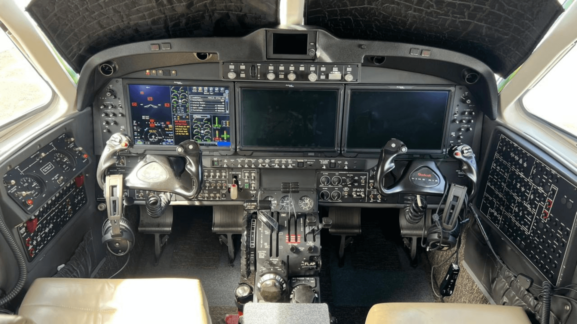 KING AIR 250 - Miniatura 3
